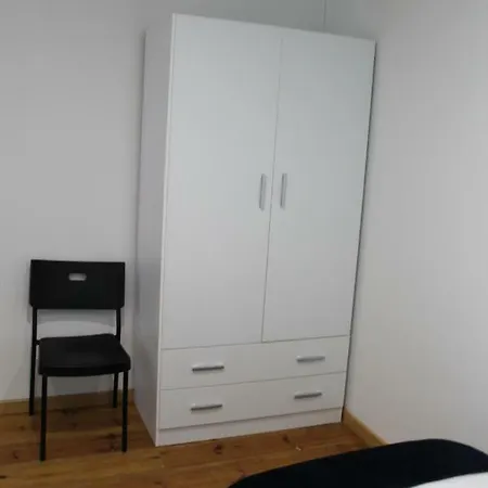 Piso Al Lado De La Plaza Herradores *